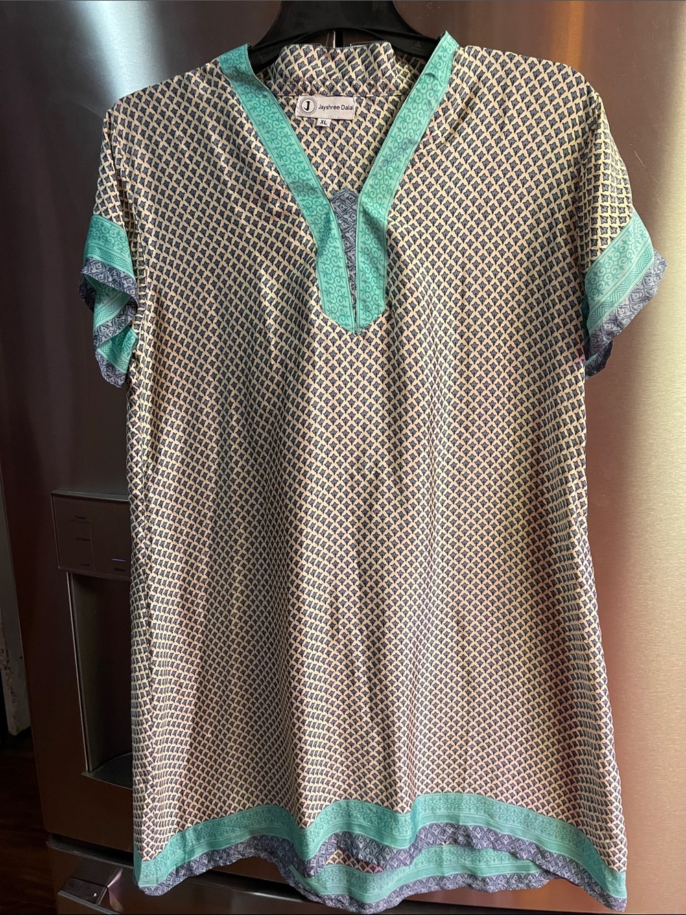 Green-Trim Geometric Print Women's Tunic Top